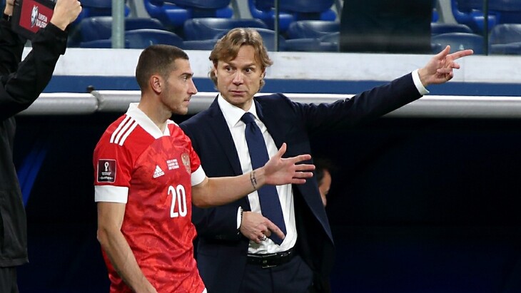 Валерий Карпин