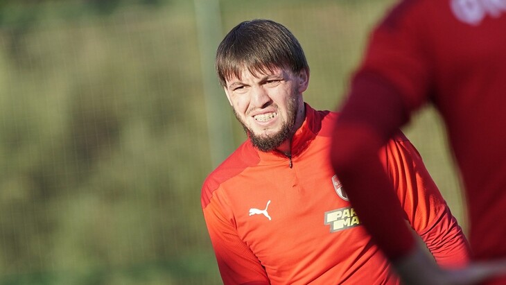 Резиуан Мирзов