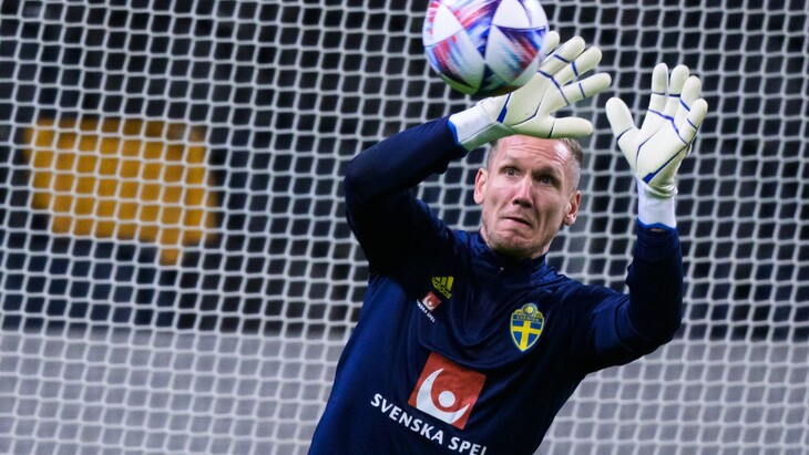 Робин Ольсен