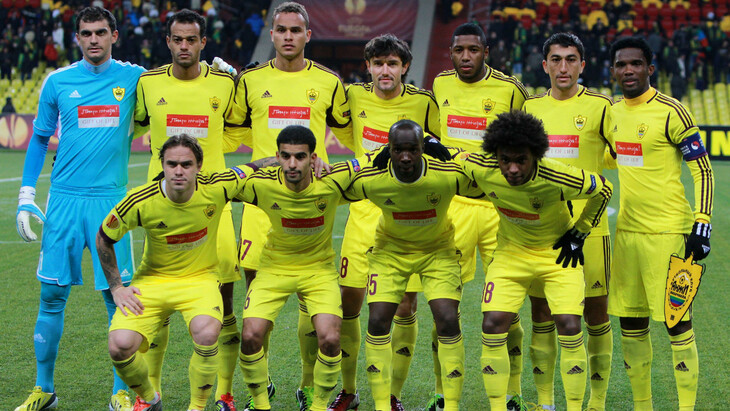 За «Анжи» выступало много известных игроков