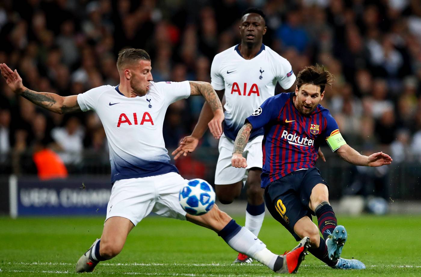 2018 год. Лионель Месси в матче за «Барсу» против «Тоттенхэма» на «Уэмбли»