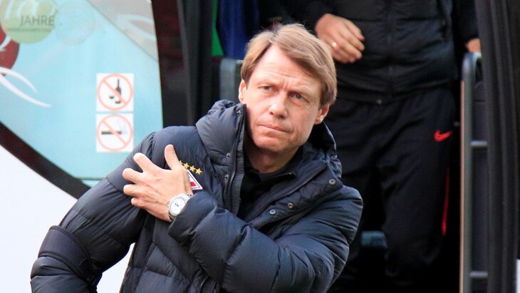 Олег Кононов