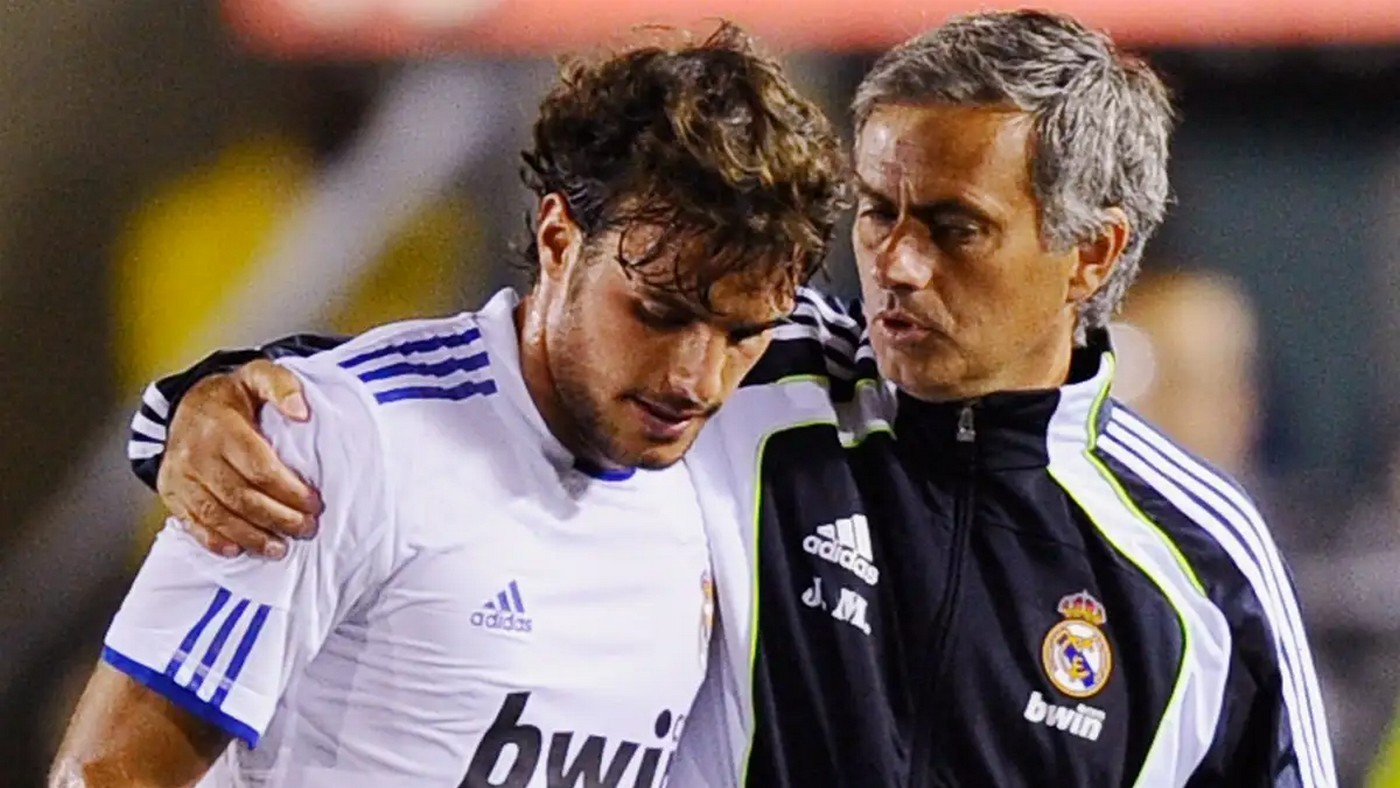 Педро Леону так и не удалось убедить Жозе Моуринью