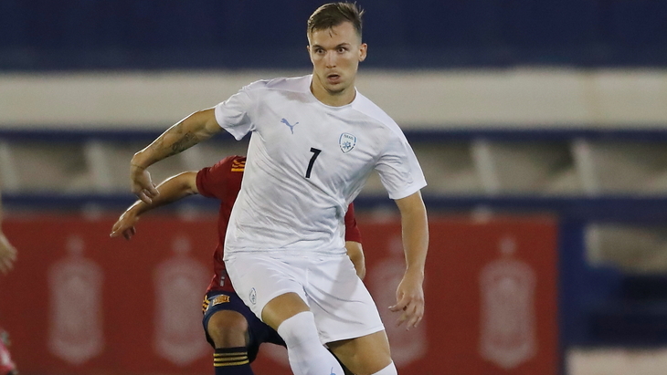 Эден Карцев