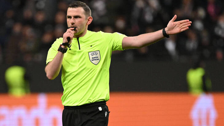 Майкл Оливер