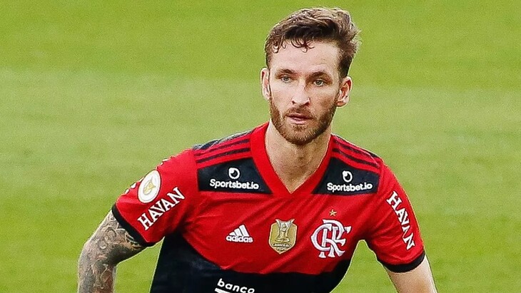 Лео Перейра