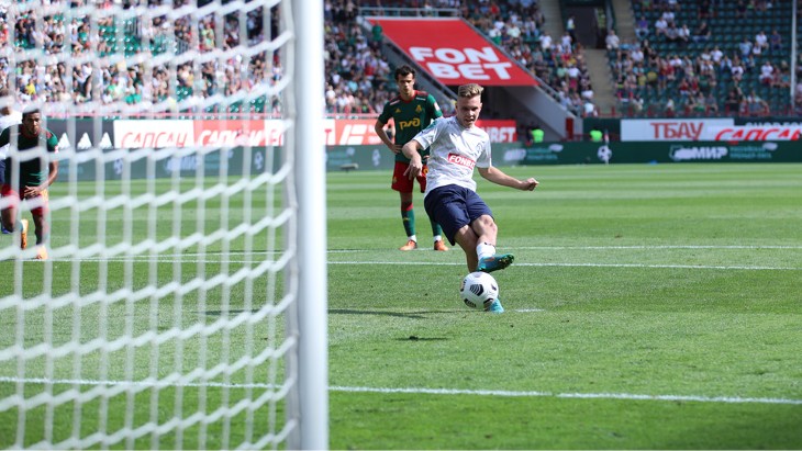 «Локомотив» — «Крылья Советов»