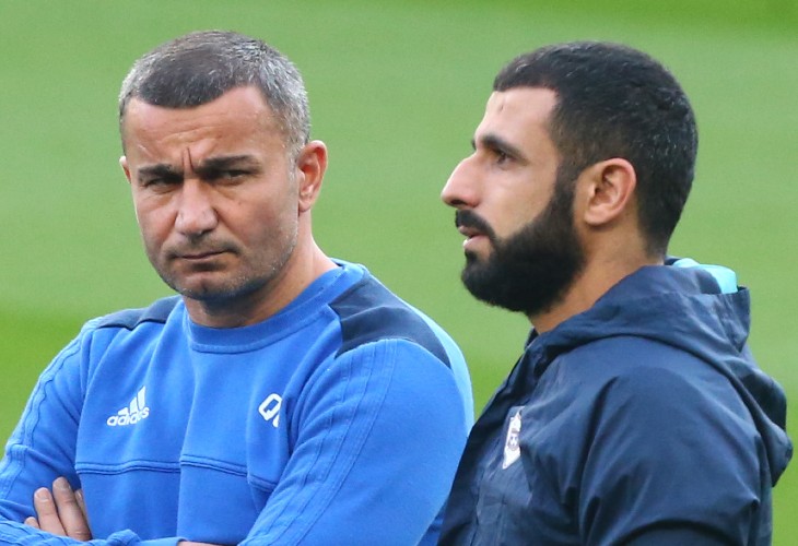 Гурбан Гурбанов (слева на фото), менеджер «Карабаха»