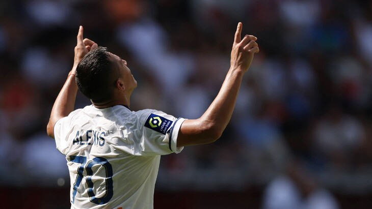 Алексис Санчес