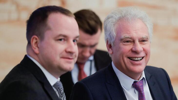 Александр Матыцын (справа)