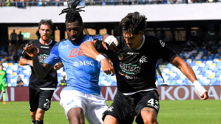 «Наполи» возглавил Серию А