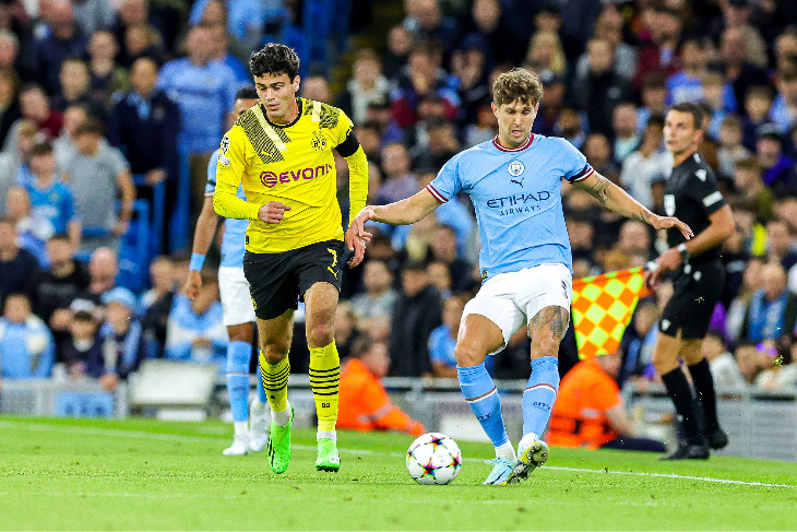 Джон Стоунз