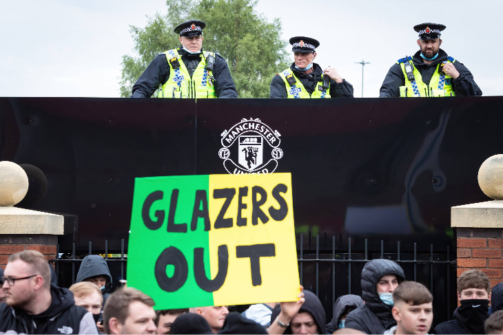 Фанаты «МЮ» против Глейзеров