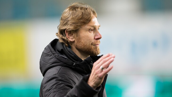 Валерий Карпин