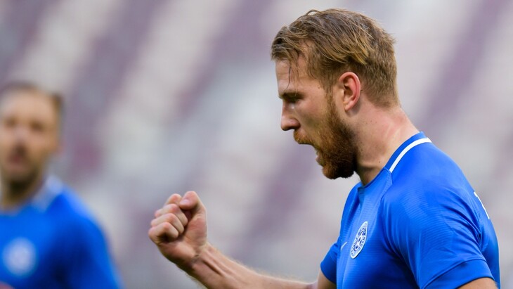 Хенри Аниер