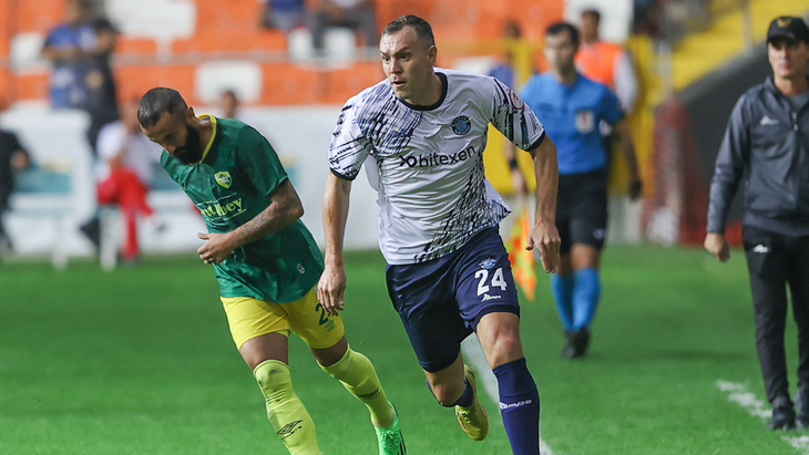 Артем Дзюба