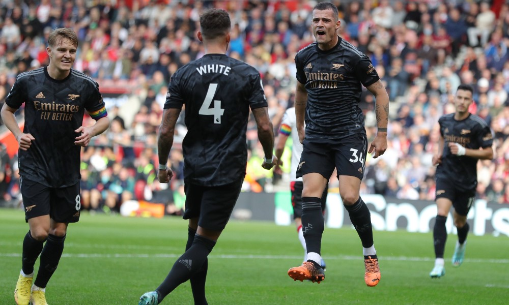 Джака выводит Арсенал вперед