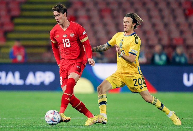 Душан Влахович (слева)