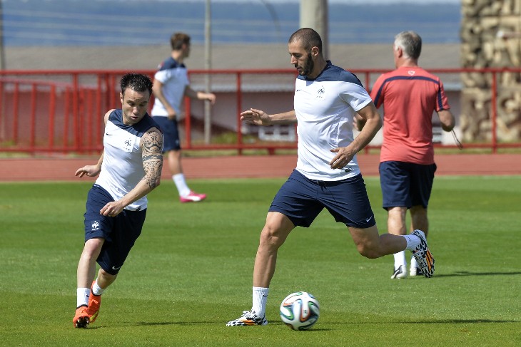 Матье Вальбуэна и Карим Бензема