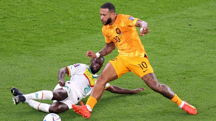 Мемфис Депай