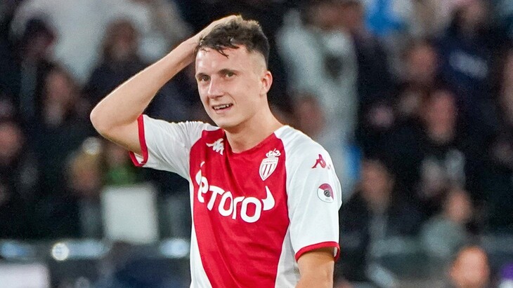 Александр Головин