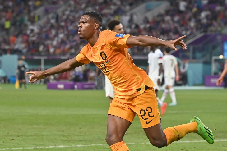 Дензел Дюмфрис