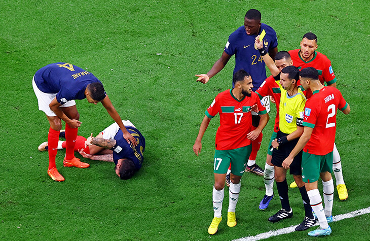 Наказываем невиновных, награждаем непричастных