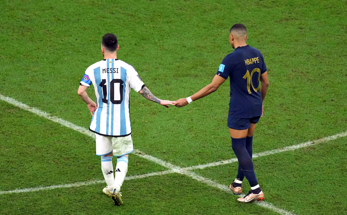 Лионель Месси и Килиан Мбаппе