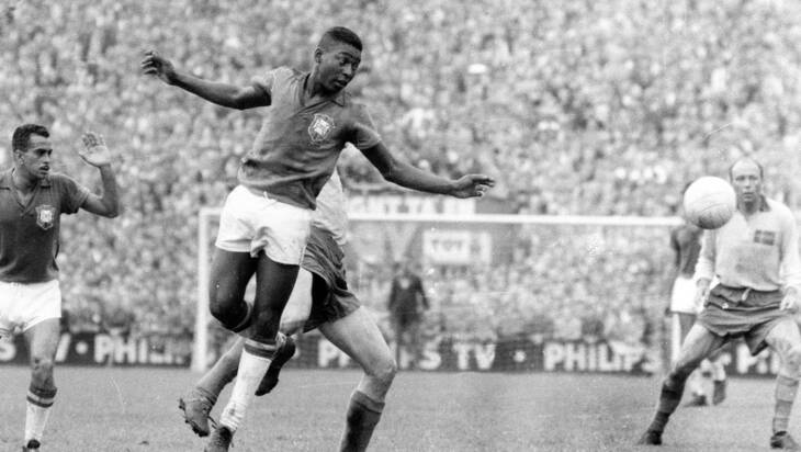 Пеле в одном из матчей ЧМ-1958