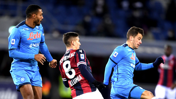 «Наполи» — единоличный лидер Серии А