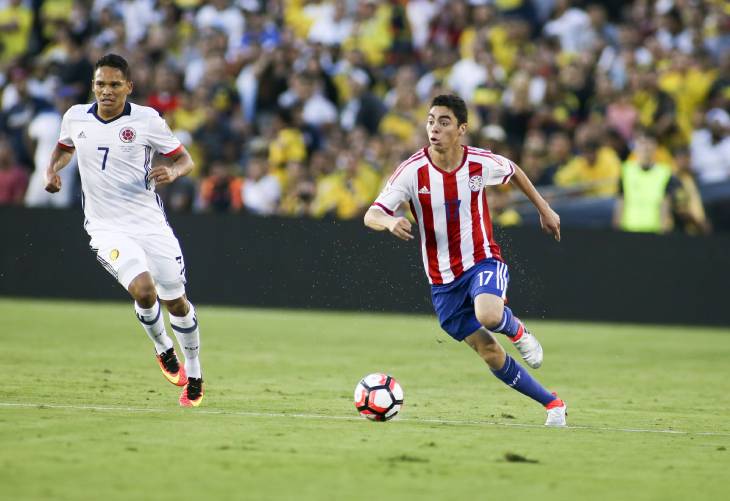 Альмирон в сборной Парагвая