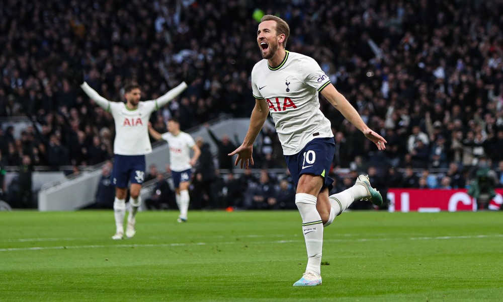 Харри Кейн забивает рекордный гол за Тоттенхэм