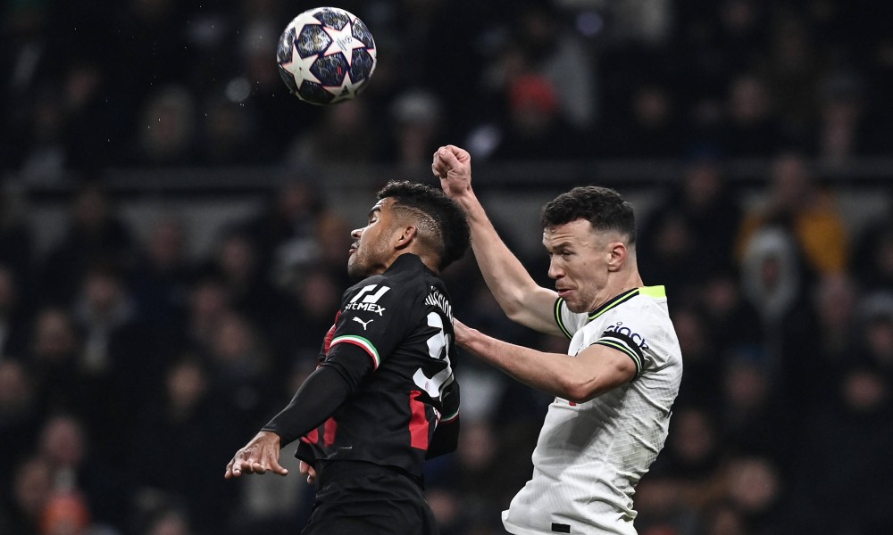 Жуниор Мессиас и Иван Перишич