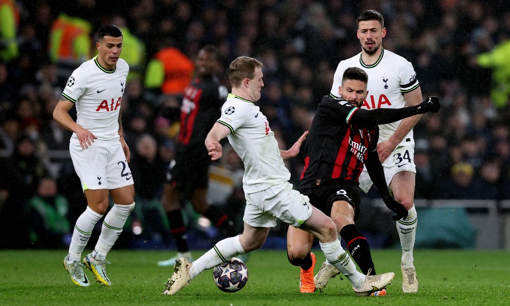 Фрагмент матча Тоттенхэм-Милан