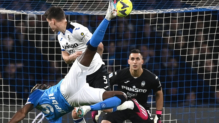 Фрагмент матча «Наполи» — «Аталанта»