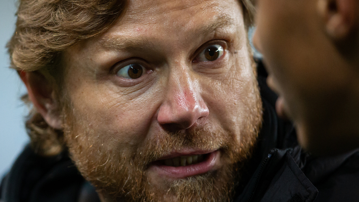 Валерий Карпин