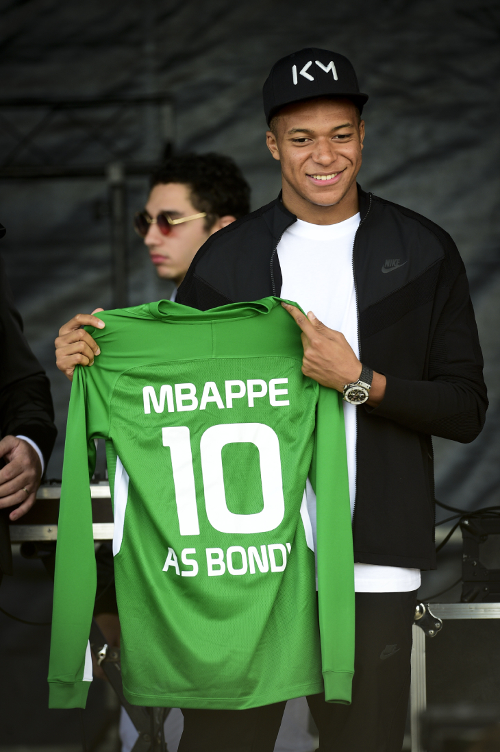 Мбаппе начинал в «Бонди»