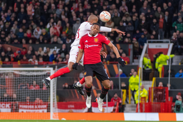 «МЮ» — «Севилья»