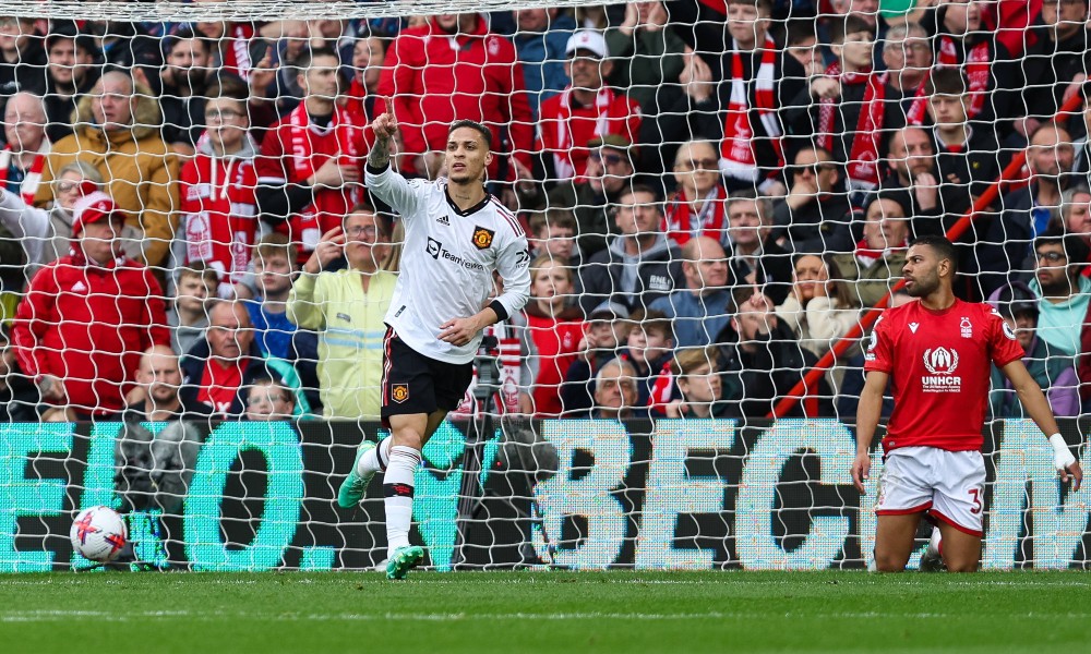 Антони открывает счет