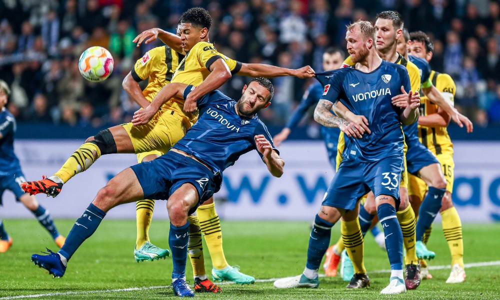 Фрагмент матча Бохум — Боруссия 