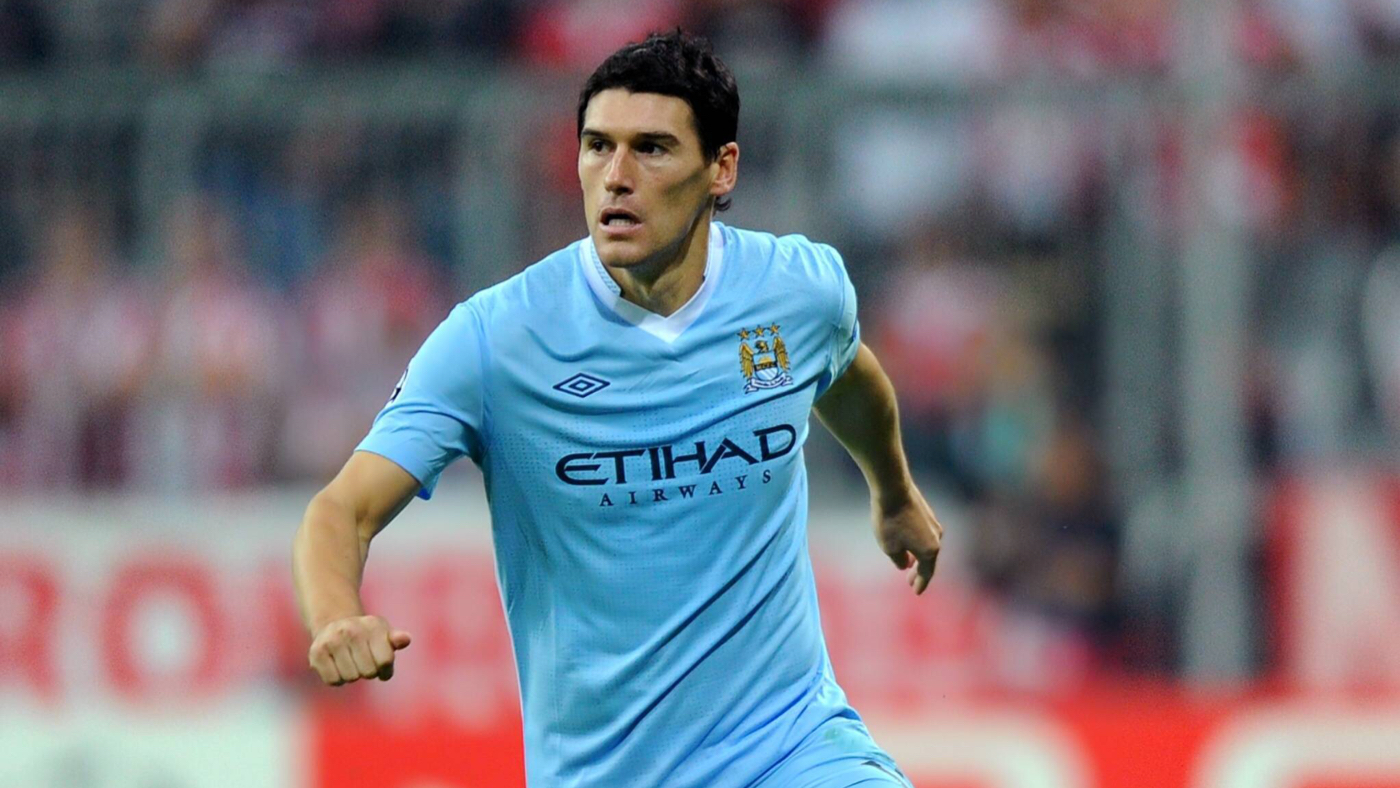 Гарет Барри