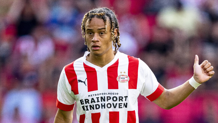 Хави Симонс