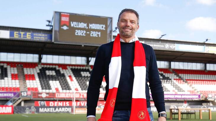 Морис Стейн