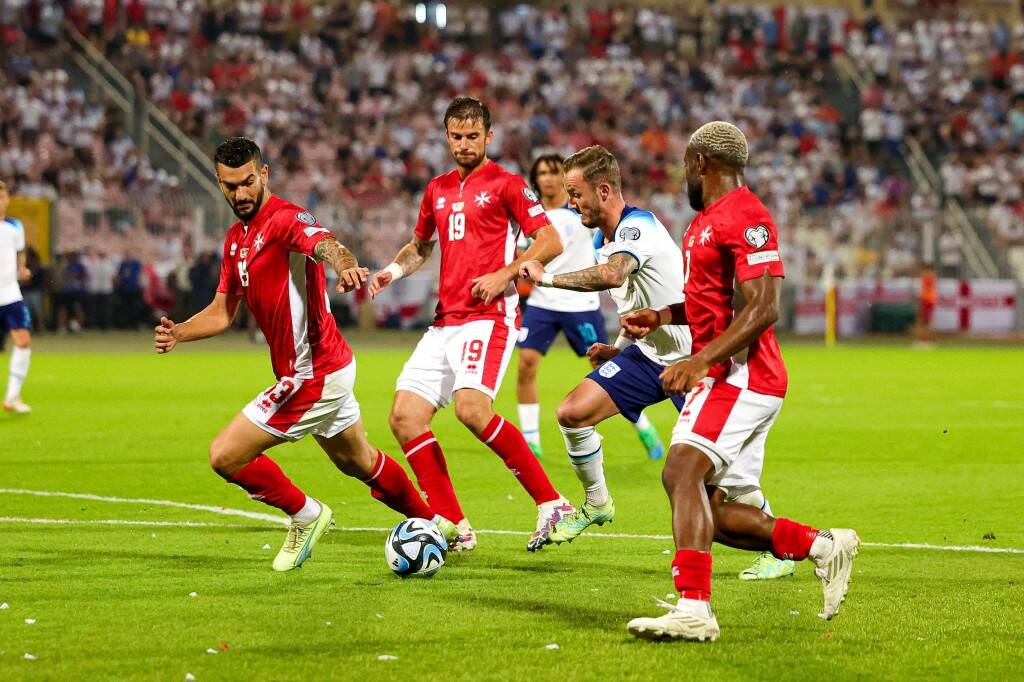 Фрагмент матча Мальта — Англия