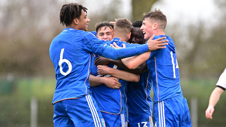 Италия (до 19 лет)