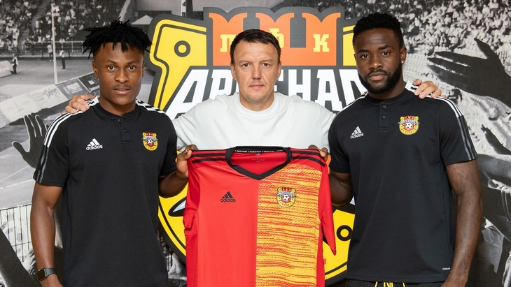 Джонатан Окоронкво и Ифеани Дэвид Ндука проведут сезон в Первой лиге