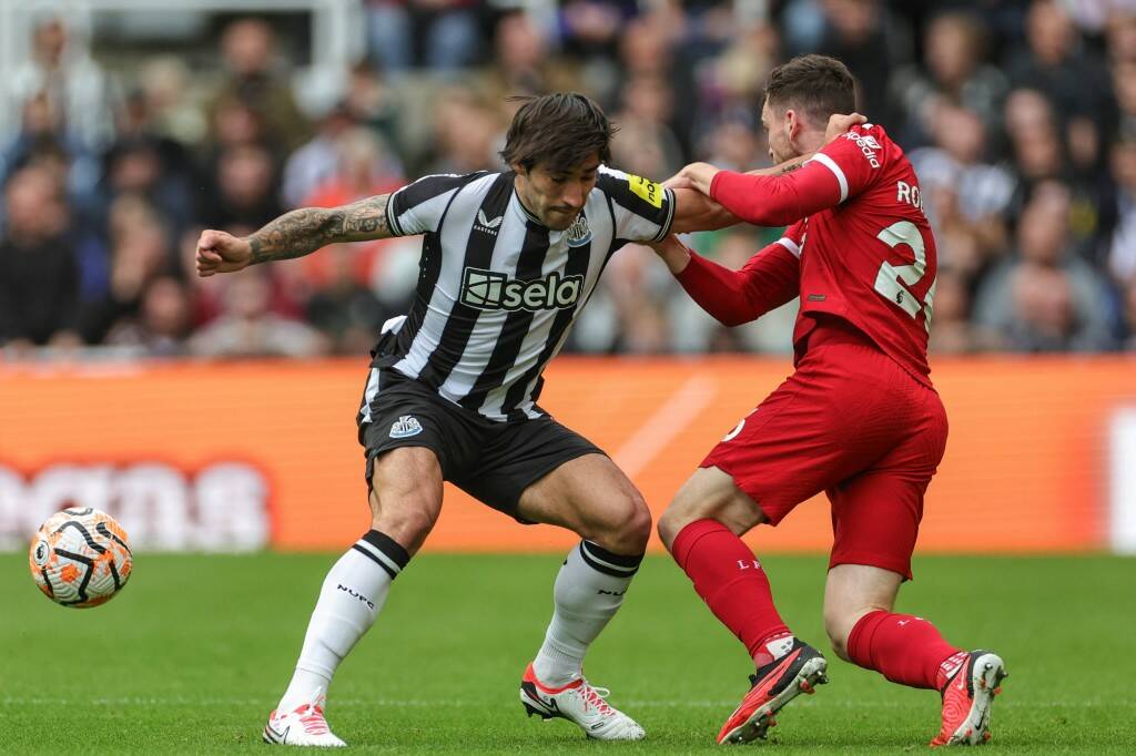 Фрагмент матча Ньюкасл — Ливерпуль