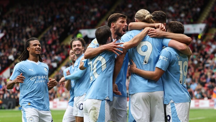 «Манчестер Сити» празднует победу над «Шеффилд Юнайтед»