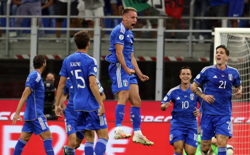 Сборная Италии открывает счет