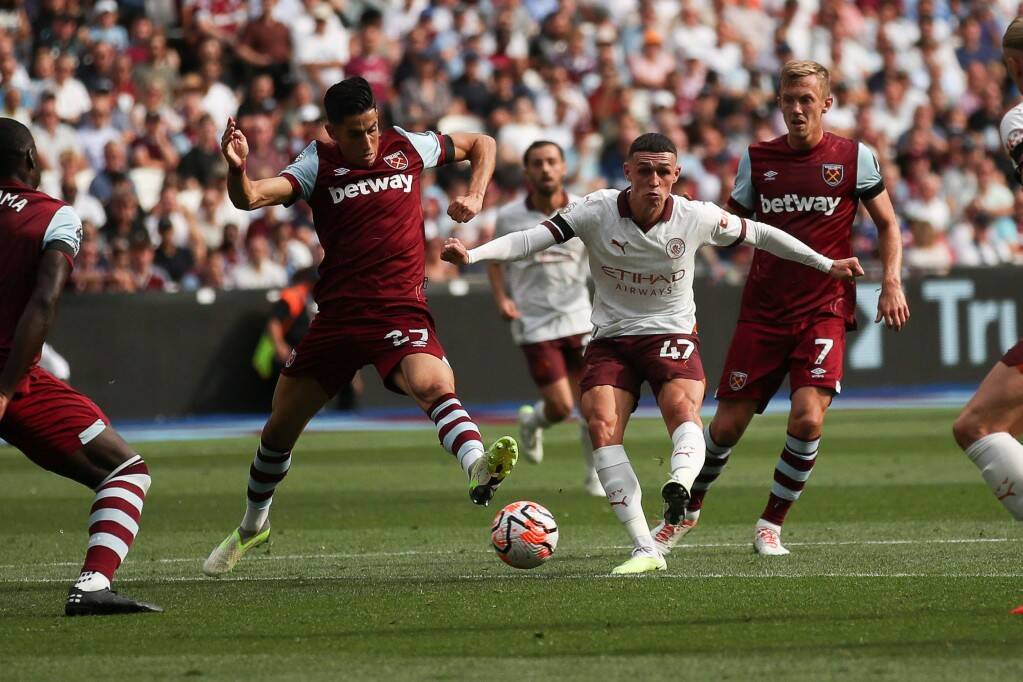 Фрагмент матча Вест Хэм — Манчестер Сити